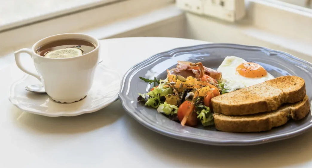 This Breakfast Mistake Is Quietly Raising Blood Sugar in Older Adults